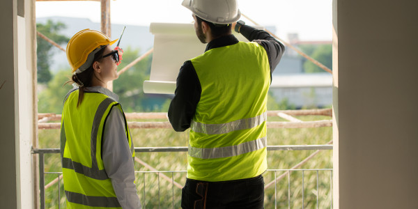 Informe de Evaluación de Edificios IEE en Tarragona · Evaluaciones periódicas de obras
